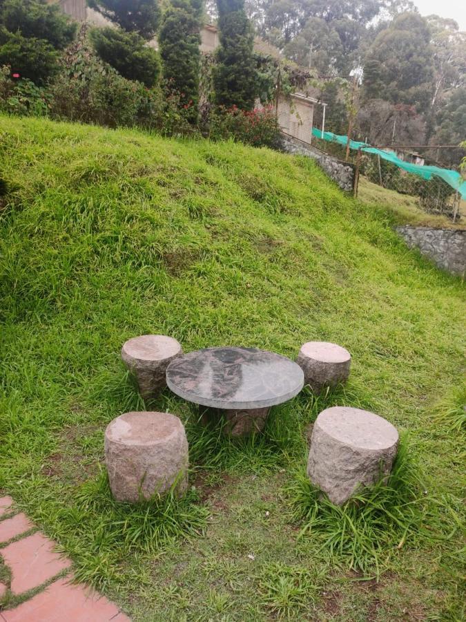 Status Hillpark Hotel Kodaikanal Bagian luar foto