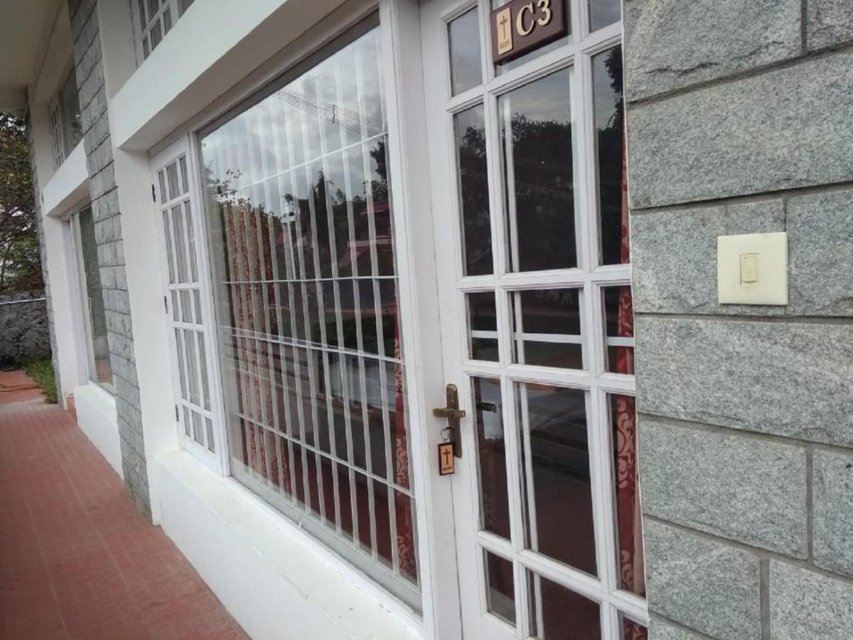 Status Hillpark Hotel Kodaikanal Bagian luar foto